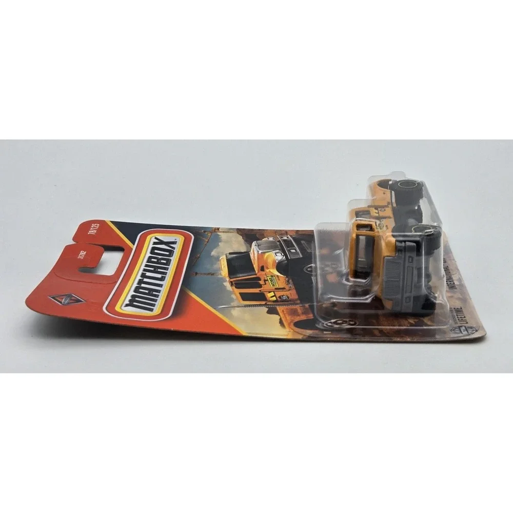 Matchbox 2025 International CXT Truck 78/125 Die-Cast Heavy‎ Duty Vehicle New
